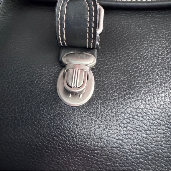 Esprit Vintage Messenger Bag Black Leather Crossbody Briefcase Commuter Gift - Picture 11 of 15